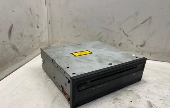 Audi A6 S6 C6 4F CD/DVD changer 4E0910887T103