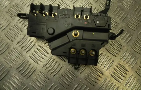 Mercedes-Benz S W222 Fuse box set A2225402550 G4191