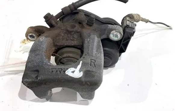 Nissan Qashqai Rear brake caliper 
