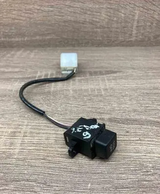 Mazda Xedos 9 Traction control (ASR) switch 7K25 TCSOff