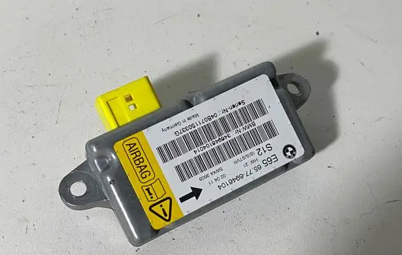 BMW 7 E65 E66 Airbag deployment crash/impact sensor 6946104 65776946104