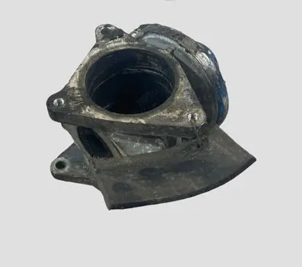 Volkswagen Golf V EGR valve 038129637D