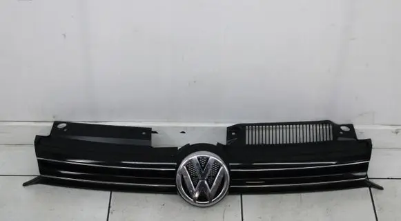 Volkswagen Golf VI Front bumper upper radiator grill 5K0853653