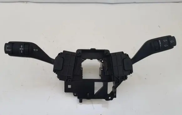 Ford Focus A set of switches 4M5T13N064HH