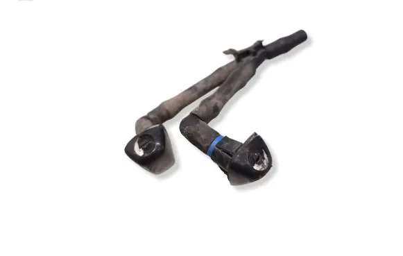 Honda FR-V Windshield washer spray nozzle 