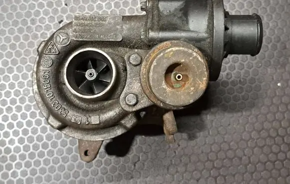 Mercedes-Benz Vaneo W414 Turbo 53031015061