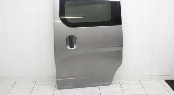 Nissan NV200 Side sliding door 
