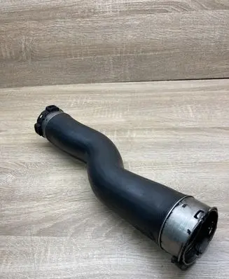 BMW 3 F30 F35 F31 Intercooler hose/pipe 521108A
