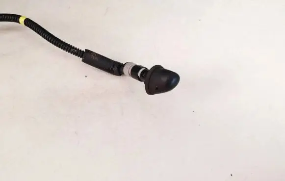 Windshield washer spray nozzle