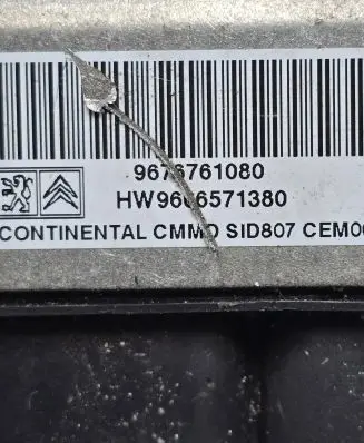 Peugeot 3008 I Engine control unit/module 9666571380 9676761080