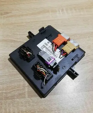 Audi A6 S6 C6 4F Comfort/convenience module 4F0907279 F005V00384