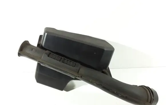 Intake resonator