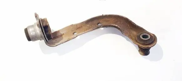 Nissan Note (E11) Engine mount bracket