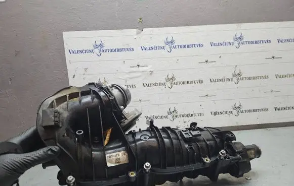 BMW 1 E81 E87 Intake manifold 7810178 7810179