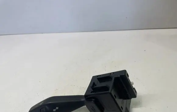 Ford Focus C-MAX Indicator stalk 4M5T13335BD