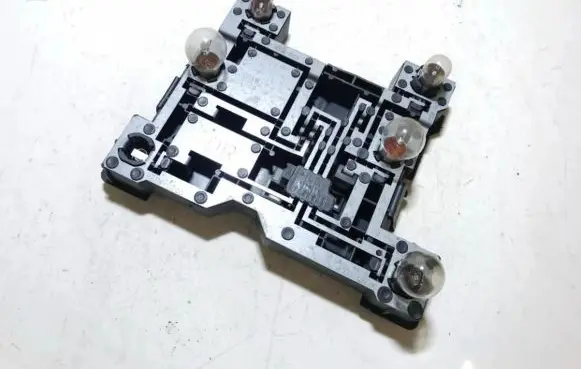 Volvo 850 Tail light bulb cover holder