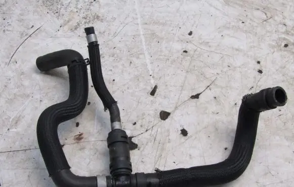 Nissan Micra K14 Engine coolant pipe/hose 1321249