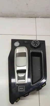 Peugeot 5008 II Gear shifter surround trim plastic 9815049477