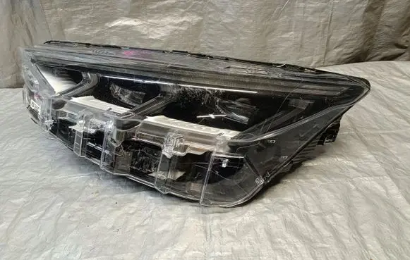 Ford Mustang Mach-E Headlight/headlamp lj8b-13e015-EG