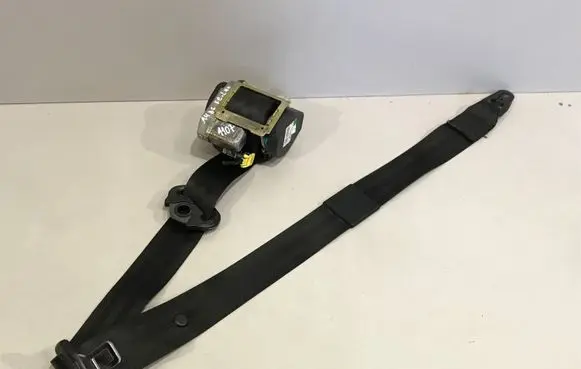 Audi A4 S4 B6 8E 8H Front seatbelt 8E0857706B 560795400A