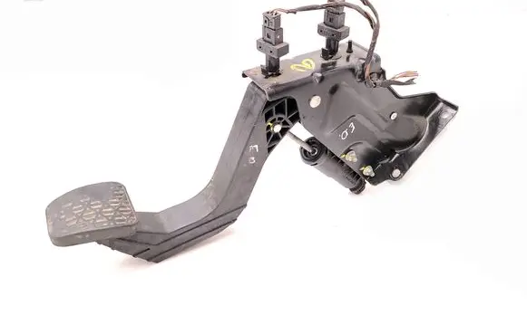 Mercedes-Benz Sprinter W906 Clutch pedal 1036776