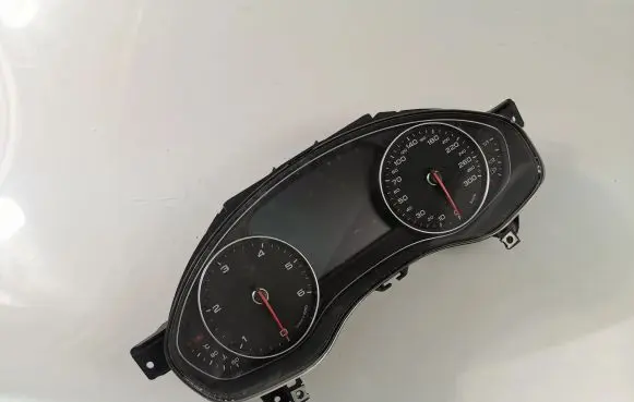 Audi A6 S6 C7 4G Speedometer (instrument cluster) 4G8920931J