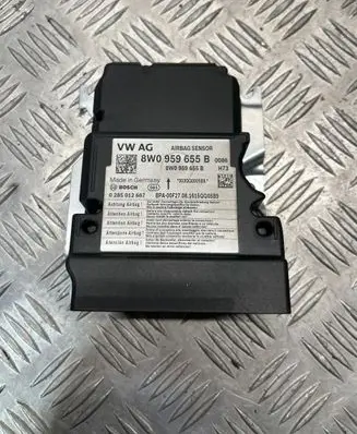 Audi A5 Airbag control unit/module 8W0959655B