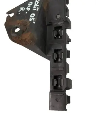 Mitsubishi Colt Front bumper mounting bracket MN105208