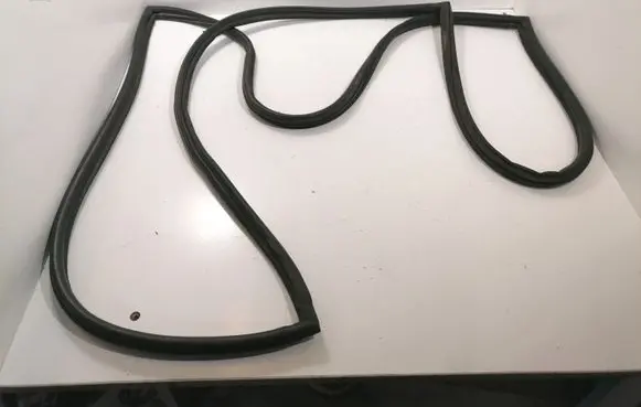 Mercedes-Benz G W461 W463 1st Gen Seal rubber (tailgate) 