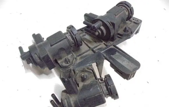 Valve vacuum