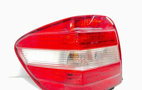 Mercedes-Benz ML W164 Rear/tail lights A1648203164