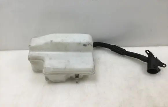 BMW 7 E65 E66 Windshield washer fluid reservoir/tank 7009124