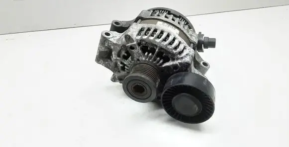 BMW 3 E90 E91 Generator/alternator 7550468