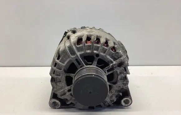 Citroen DS3 Generator/alternator 9664779680