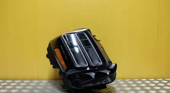 KIA Telluride Headlight/headlamp 92102-S9 2437