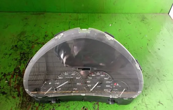 Citroen Berlingo Speedometer (instrument cluster) 96593641