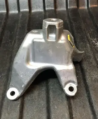 Audi A4 S4 B9 Engine mounting bracket 8W0199307L