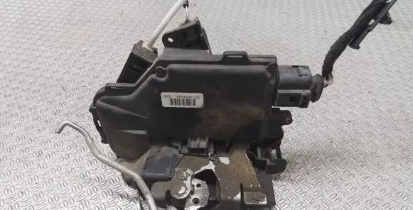 Audi A6 S6 C5 4B Rear door lock 4B0839016G