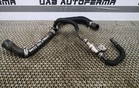 Nissan Qashqai Engine coolant pipe/hose 924334ED1