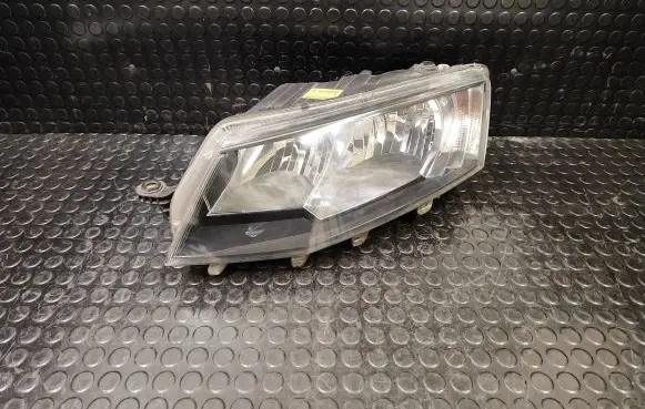 Skoda Octavia Mk3 (5E) Headlight/headlamp 5E2941017