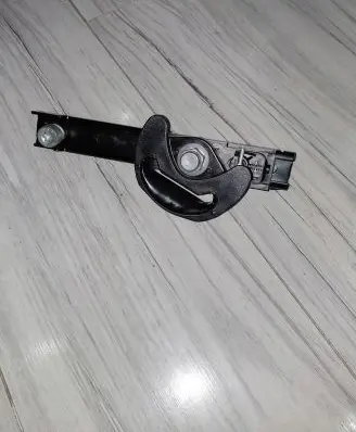 Citroen C4 II Seat belt adjustment rail 9672727080