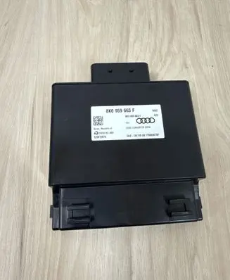 Audi A6 C7 Voltage converter/converter module 8K0959663F