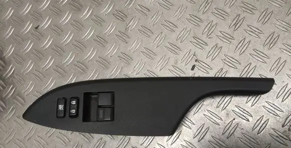 Toyota Corolla E140 E150 Electric window control switch 7423202760