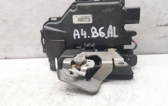 Audi A4 S4 B6 8E 8H Rear door lock 8E0839016C