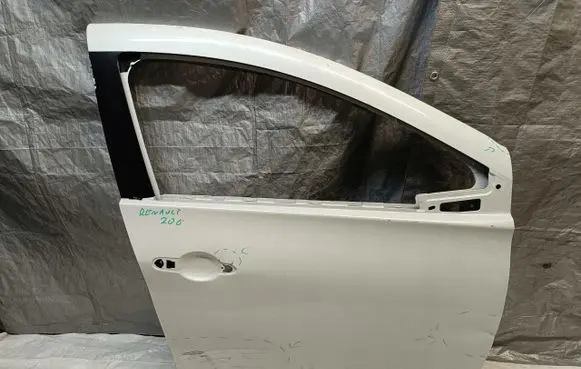 Renault Zoe Front door 801521112R