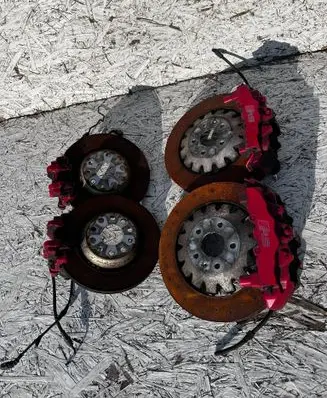 Audi RS3 Brake discs and calipers set 