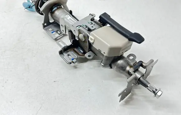 Nissan Navara D23 Steering wheel axle 6I120925 EL6Z19A124