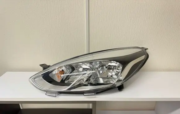 Ford Fiesta Headlight/headlamp H1BB13W030AE 175PL25168