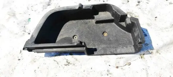 Glove box
