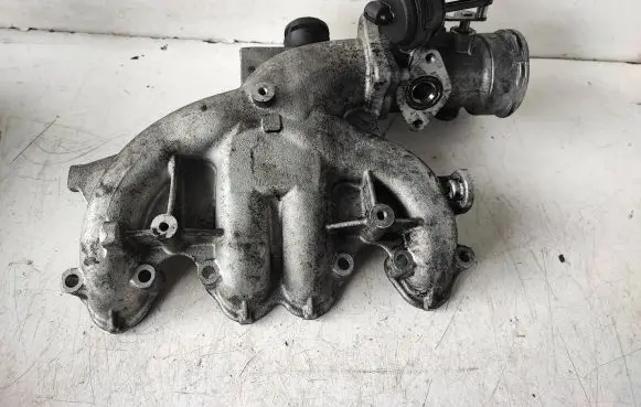 Volkswagen Caddy Intake manifold 03G129713 036129637